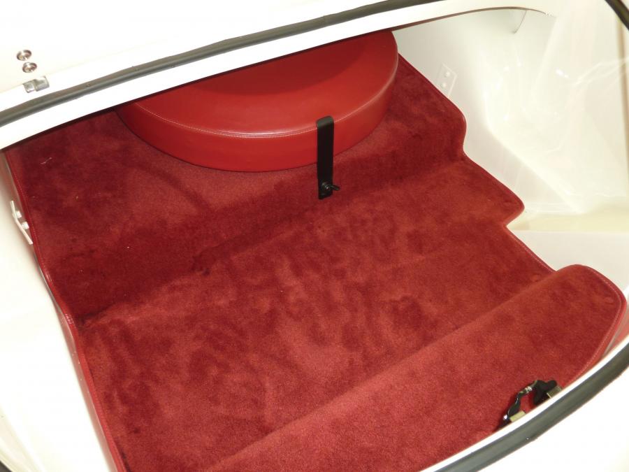  Kaiser-Darrin Roadster Red Ruf 1954 года  (фото 13 из 29)